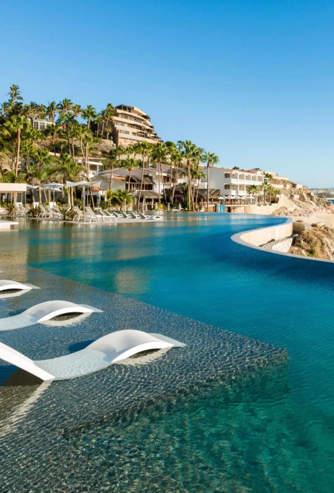 Montebello infinity edge pool