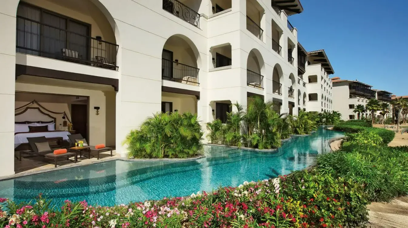 Luxury pool liner finish in Puerto Vallarta
